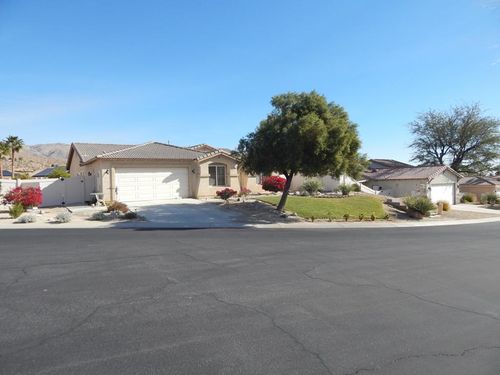 8796 Matterhorn Ct, Desert Hot Springs, CA, 92240-7735 | Card Image