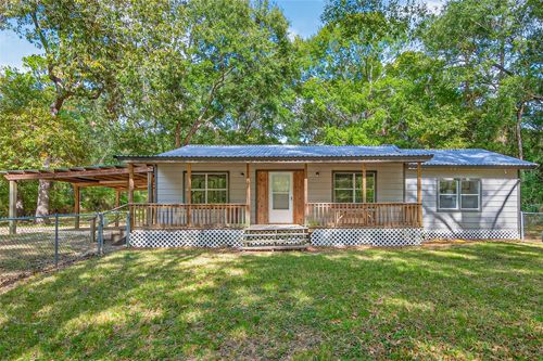 450 Dove Creek Dr, Coldspring, TX, 77331-9170 | Card Image