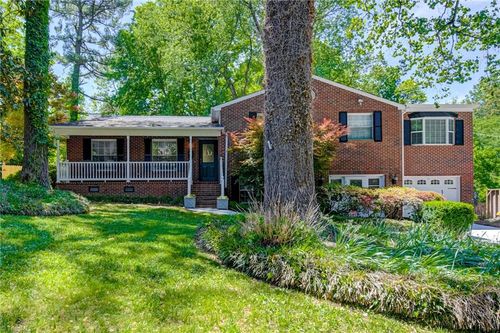 2832 Kensington Rd, Winston-Salem, NC, 27106-5710 | Card Image