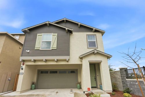 898 Lake Park Cir, Galt, CA, 95632-3792 | Card Image