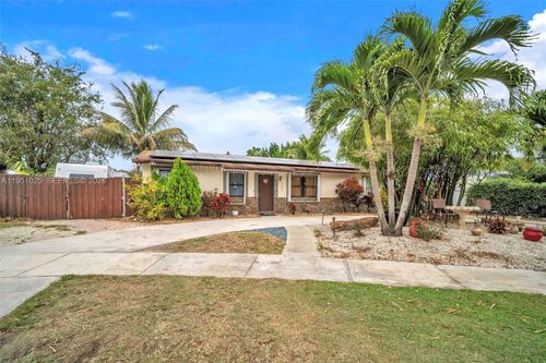 1765 Sw 3rd Ct, Homestead, FL, 33030-6605 | Card Image