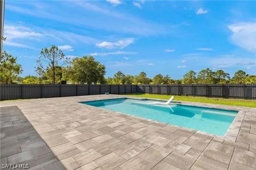 2552 70th Ave Ne, NAPLES, FL, 34120-6466 | Card Image