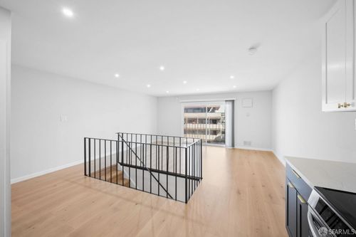 204-646 Corbett Avenue, San Francisco, CA, 94114 | Card Image