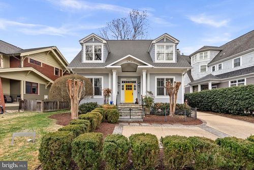 6603 Glenbrook Rd, CHEVY CHASE, MD, 20815-6514 | Card Image