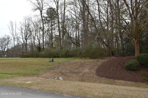 18 Bridgewater Dr S, Bath, NC, 27808-9282 | Card Image