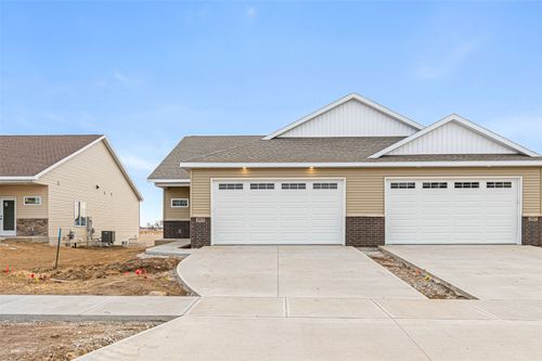 2047 Suttner Drive, North Liberty, IA, 52317 | Card Image