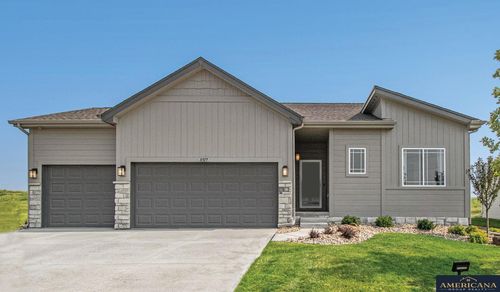 16858 Newport Ave, Omaha, NE, 68116-4091 | Card Image