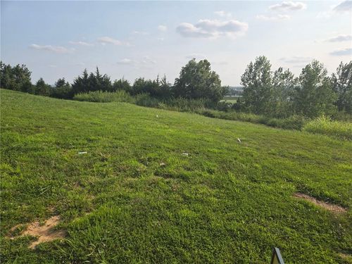 2511 Riverview Drive, Riverside, MO, 64150 | Card Image