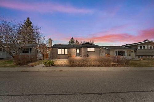 10311 Wapiti Dr Se, Calgary, AB, T2J1J3 | Card Image
