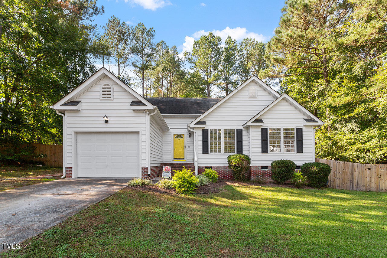 Shiloh Ln, Youngsville, NC 27596