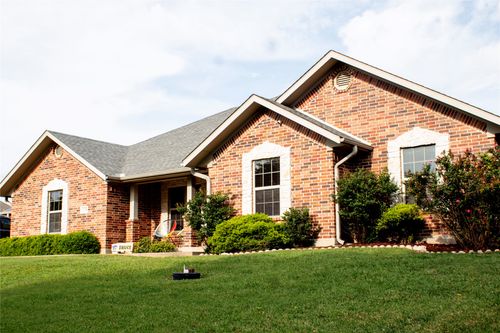 1028 N Elm St, Muenster, TX, 76252-2226 | Card Image