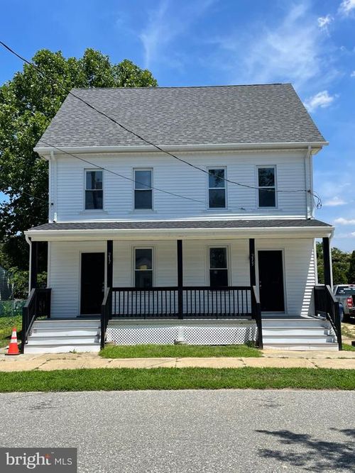215 Broad St, Swedesboro, NJ, 08085-1003 | Card Image