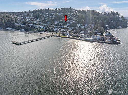 6726 Soundview Dr Ne, Tacoma, WA, 98422-1024 | Card Image