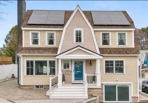 6 Desmond Ter, Salem, MA, 01970-5418 | Card Image