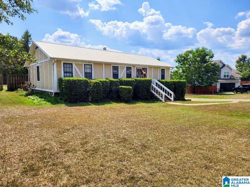 405 3rd St, Pleasant Grove, AL, 35127-1266 | Card Image