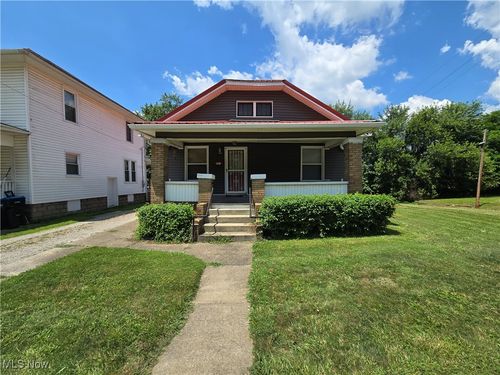 321 Wayne Ave, Zanesville, OH, 43701-5043 | Card Image