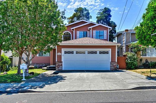 4347 Moreland Dr, Castro Valley, CA, 94546-2244 | Card Image