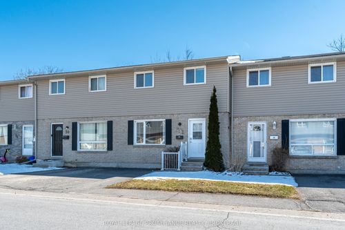 60-28 Rosemund Crescent, Kingston, ON, K7M6Z3 | Card Image