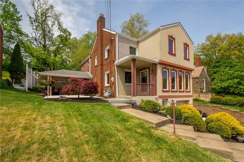 1122 Hillsview Ter, Pittsburgh, PA, 15220-3211 | Card Image