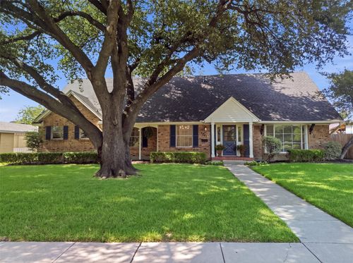 3651 Courtdale Dr, Farmers Branch, TX, 75234-6627 | Card Image