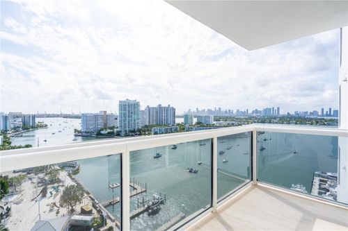 19024-1800 Purdy Ave, Miami Beach, FL, 33139-1465 | Card Image