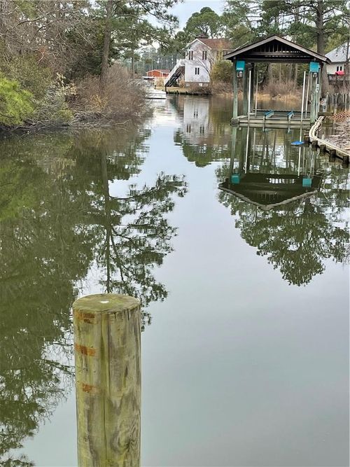 105 Glenn Cv, Seaford, VA, 23696-2545 | Card Image