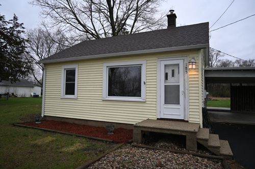 185 W Southmor Rd, Morris, IL, 60450-8166 | Card Image