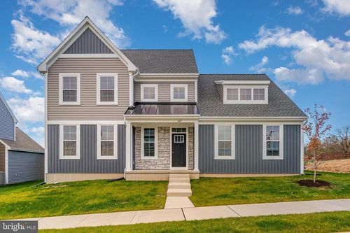 107 Sparrow Ln, ELIZABETHTOWN, PA, 17022-9368 | Card Image