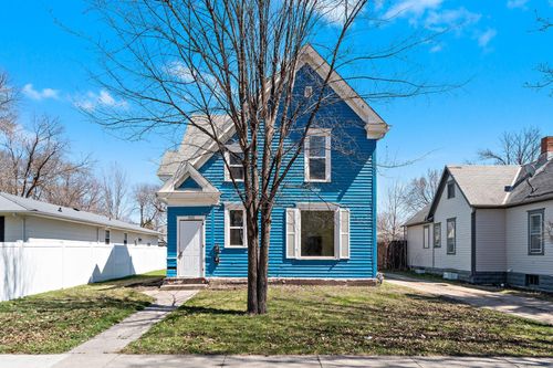 805 4th St Sw, Willmar, MN, 56201-3529 | Card Image