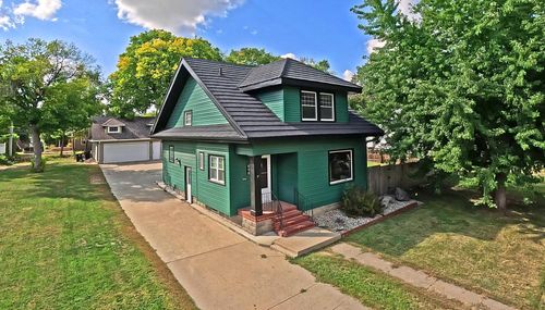 848 S Park St, Fairmont, MN, 56031-3005 | Card Image