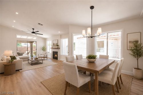 5775 Ballinger Dr, Las Vegas, NV, 89142-2656 | Card Image