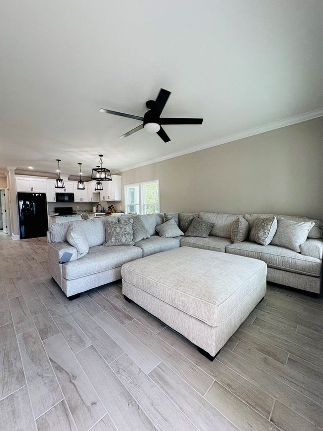 1588 Sandpiper Dr, House other with 3 bedrooms, 2 bathrooms and 3 parking in Carrabelle FL | Image 7