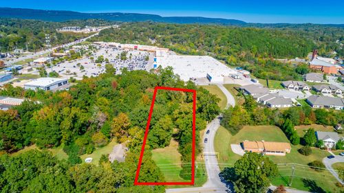 5929 Winding Ln, HIXSON, TN, 37343-3677 | Card Image