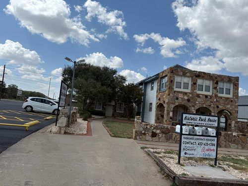 a-b-c-d-e-1308 Scurry St, Big Spring, TX, 79720-4359 | Card Image