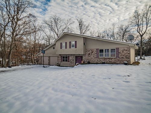 3710 County Road 2715, Moberly, MO, 65270-4936 | Card Image