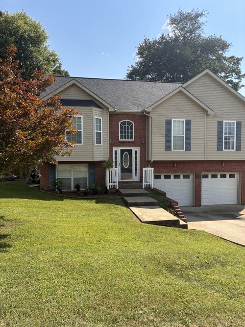 3488 Clover Hill Dr, Clarksville, TN, 37043-3879 | Card Image
