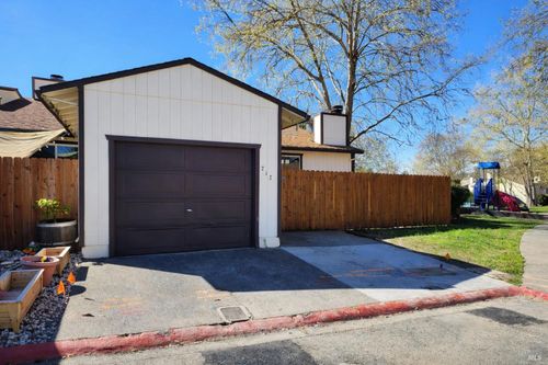 717 Blair Pl, Santa Rosa, CA, 95401-8734 | Card Image
