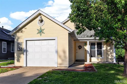 1106 Wild Plum Dr, Saint Peters, MO, 63303-1208 | Card Image
