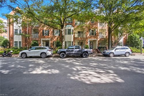 apt-213-230 College Pl, Norfolk, VA, 23510-1242 | Card Image