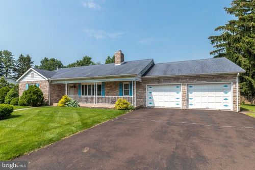 88 Hickory Dr, QUAKERTOWN, PA, 18951-1014 | Card Image