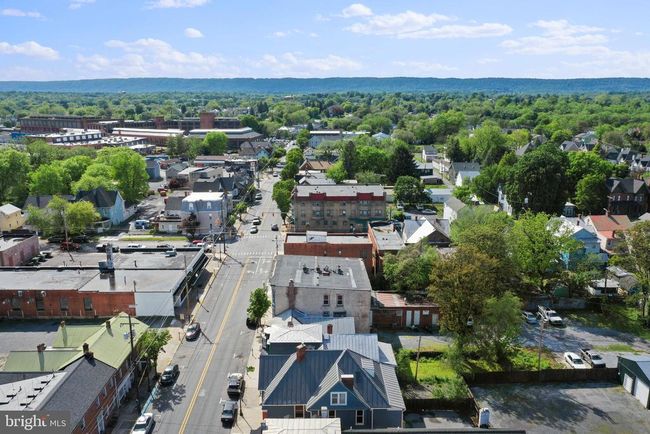 408 W King St, Home with 0 bedrooms, 4 bathrooms and null parking in MARTINSBURG WV | Image 67