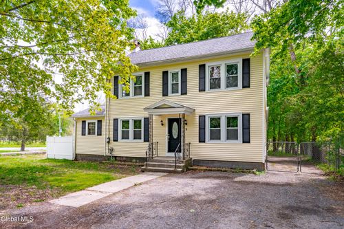 9 Schermerhorn Rd, Rotterdam, NY, 12306-5201 | Card Image