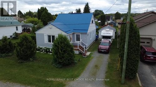 76 Sixth Ave, Englehart, ON, P0J1H0 | Card Image