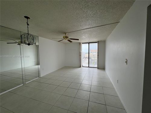 504-920 Ne 169th St, North Miami Beach, FL, 33162-2591 | Card Image