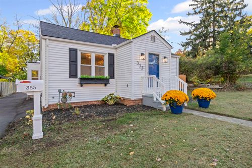 355 W Saint Clair St, Romeo, MI, 48065-4666 | Card Image