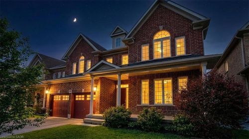 93 Tremaine Dr, Kitchener, ON, N2A4M3 | Card Image