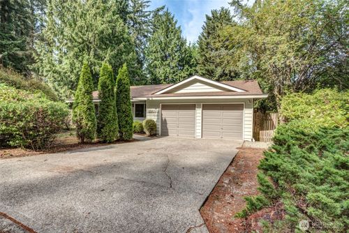 13530 Ne 78th Pl, Redmond, WA, 98052-4055 | Card Image