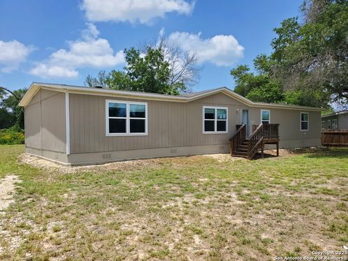 22906 Black Cherry, Elmendorf, TX, 78112-6229 | Card Image