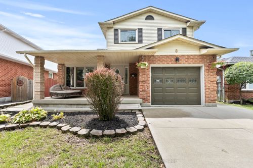 8 Coleman Crt, Thorold, ON, L2V4W3 | Card Image