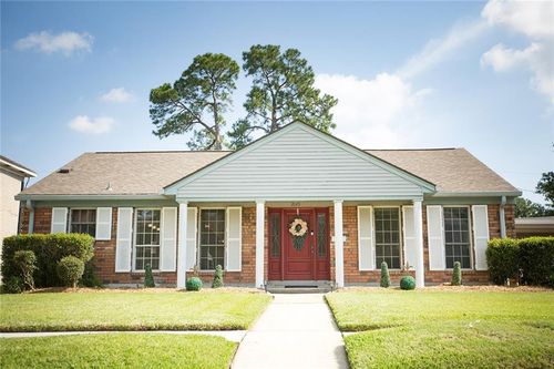 2145 Leslie Street, Gretna, LA, 70056 | Card Image